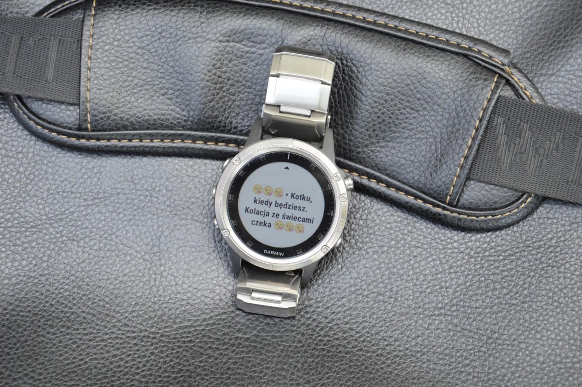 Ustawianie trybu prywatności dla powiadomień w zegarku Garmin Fenix 5 Plus